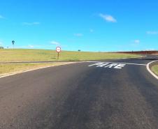 Entroncamento da PR-916 com a PR-493