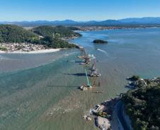 Ponte de Guaratuba chega a 60%