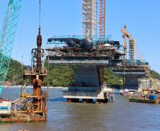 Ponte de Guaratuba chega a 70%