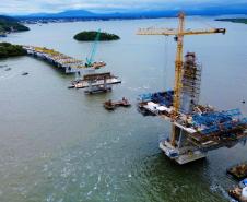 Obras da Ponte de Guaratuba em agosto 2025