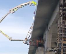 PR-317 obra de recuperação da ponte do Rio Ivaí entre Floresta e Engenheiro Beltrão