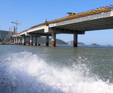 Obras da ponte de Guaratuba e acessos