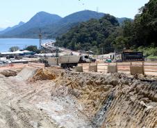 Obras da ponte de Guaratuba e acessos