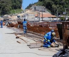 Obras da ponte de Guaratuba e acessos