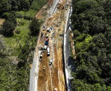 Obras da ponte de Guaratuba e acessos