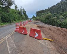 PR-170 em Bituruna serviços de retaludamento