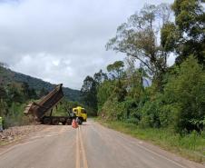 PR-170 em Bituruna serviços de retaludamento