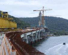 Ponte de Guaratuba chega a 80%