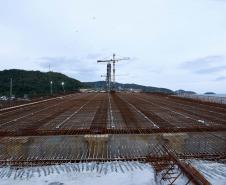 Ponte de Guaratuba chega a 80%