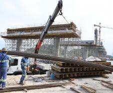 Ponte de Guaratuba chega a 80%