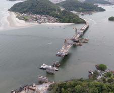 Ponte de Guaratuba chega a 80%