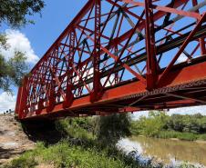 PR-427 Ponte sobre o Rio da Várzea em reformas