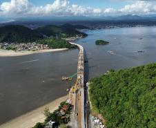 Ponte de Guaratuba chega a 91%