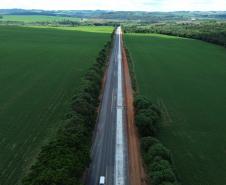PR-151 entre Ponta Grossa e Palmeira, obra de restauração em concreto (whitetopping)
