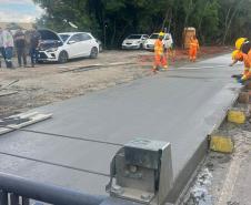 PR-151 entre Ponta Grossa e Palmeira, obra de restauração em concreto (whitetopping)
