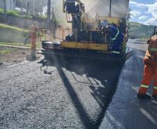 PR-218 serviços de conservação no acesso para Maravilha