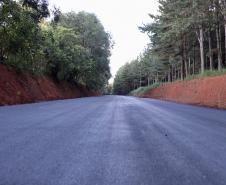 Pavimentação da Estrada da Gruta em Teixeira Soares
