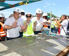 Ponte de Guaratuba - encontro dos trechos estaiados