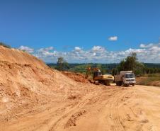 PR-092 em Doutor Ulysses obra de pavimentação