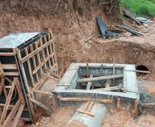 PR-092 em Doutor Ulysses obra de pavimentação