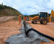 PR-092 em Doutor Ulysses obra de pavimentação