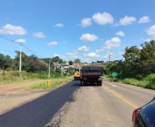 PR-170 recuperação de acostamentos em Pinhão