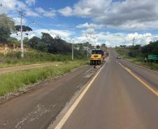 PR-170 recuperação de acostamentos em Pinhão