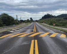 Serviços de reforço da sinalização na PR-180 em Francisco Beltrão