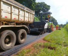 PR-439 conservação do pavimento entre Ribeirão do Pinhal e Santo Antônio da Platina