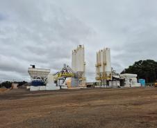 Canteiro de obras da restauração em concreto entre Nova Tebas e Pitanga