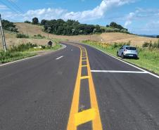 Serviços de reforço da sinalização na PR-566 entre Francisco Beltrão e Itapejara do Oeste