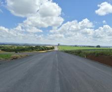 Pavimentação da PR-990 em Rebouças