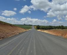 Pavimentação da PR-990 em Rebouças