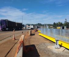 PRC-466 nova passarela para pedestres em Pitanga