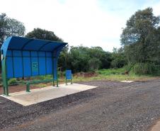 Novo abrigo para parada de ônibus na PR-473 em Nova Laranjeiras