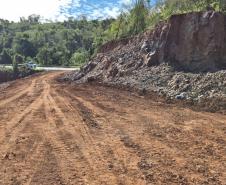 PRC-487 preparativos para detonação de rochas em Nova Tebas