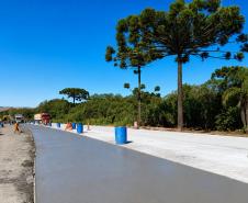PR-151 entre Ponta Grossa e Palmeira - concretagem