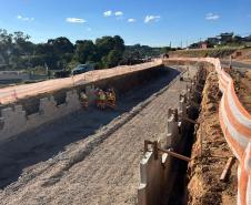 PR-151 entre Ponta Grossa e Palmeira - construção do viaduto
