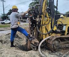 PR-412 duplicação entre Matinhos e Praia de Leste - estacas do viaduto