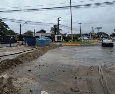 PR-412 duplicação entre Matinhos e Praia de Leste - estacas do viaduto