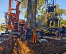 PR-498 nova ponte sobre o Rio Ivaí entre São Carlos do Ivaí e Japurá - fundação nas margens
