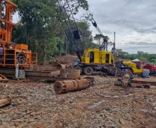 PR-498 nova ponte sobre o Rio Ivaí entre São Carlos do Ivaí e Japurá - fundação nas margens