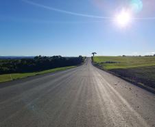 PR-090 obra de pavimentação em Rebouças