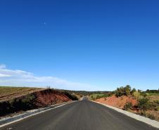 PR-090 obra de pavimentação em Rebouças