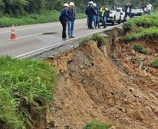 Rodovia dos Minérios - erosão no km 19
