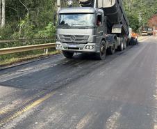Serviços de conservação na PR-092 entre Rio Branco do Sul e Cerro Azul