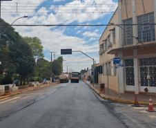 DER/PR tem serviços em pavimento no centro de Ribeirão Claro