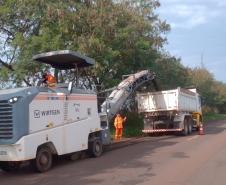 Rodovia entre Santa Cruz de Monte Castelo e Querência do Norte tem operação pare-e-siga