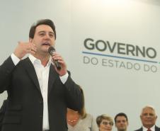 Governador Carlos Massa Ratinho Júnior dá posse ao secretário de Estado da Infrestrurura e Logística, Sandro Alex, e ao diretor do Departamento de Estradas e Rodagem (DER), João Alfredo zampieri - Curitiba, 13/02/2019 - Foto: Rodrigo Félix Leal/ANPr