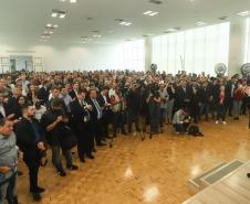 Governador Carlos Massa Ratinho Júnior dá posse ao secretário de Estado da Infrestrurura e Logística, Sandro Alex, e ao diretor do Departamento de Estradas e Rodagem (DER), João Alfredo zampieri - Curitiba, 13/02/2019 - Foto: Rodrigo Félix Leal/ANPr